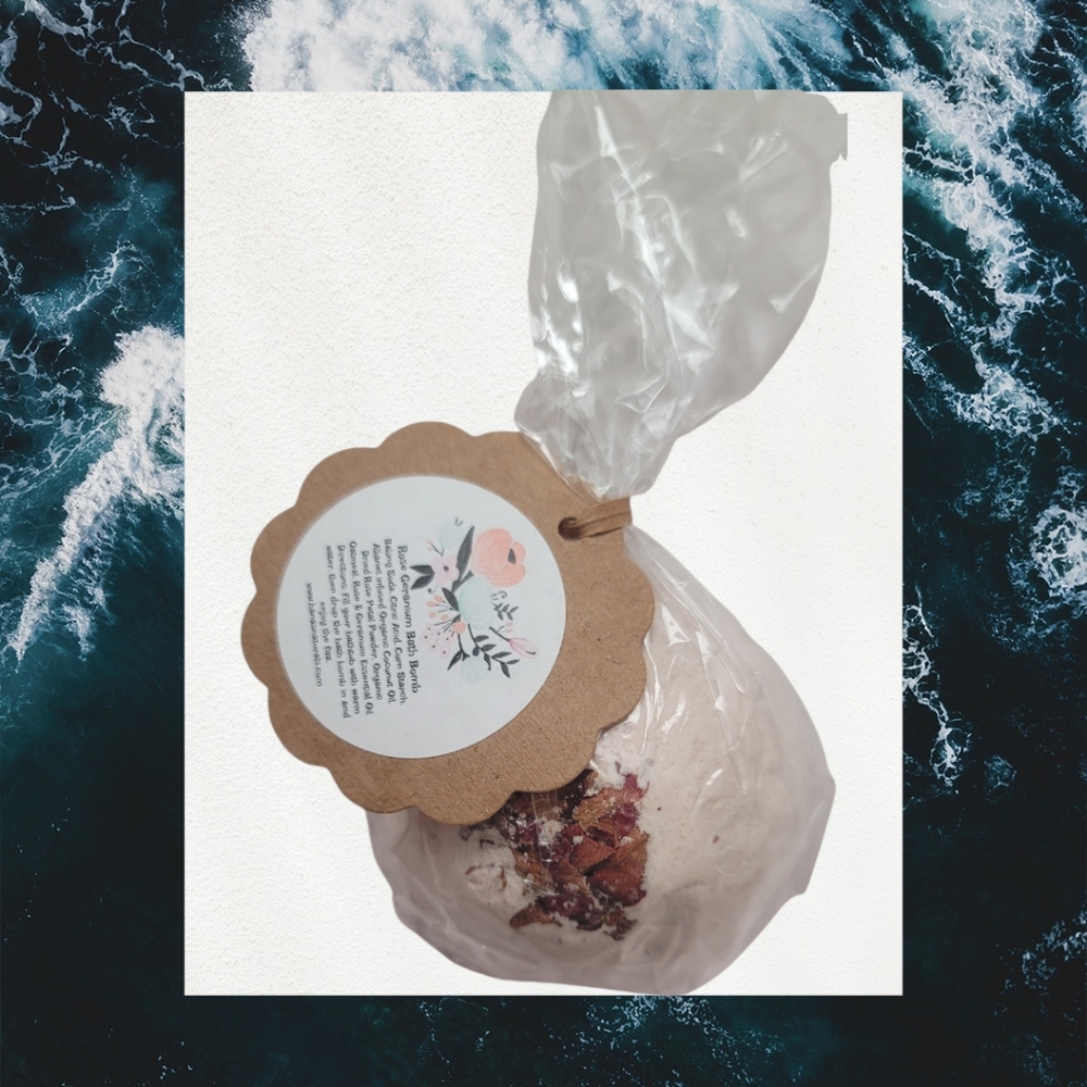 Homemade Hana Naturals Dusty Rose Geranium Bath Bomb.